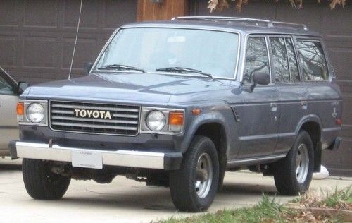 Toyota Landcruiser 60 Series Tailgate Gas Struts (Pair)