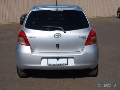 Toyota Yaris Coupe Tailgate Gas Struts (Pair)