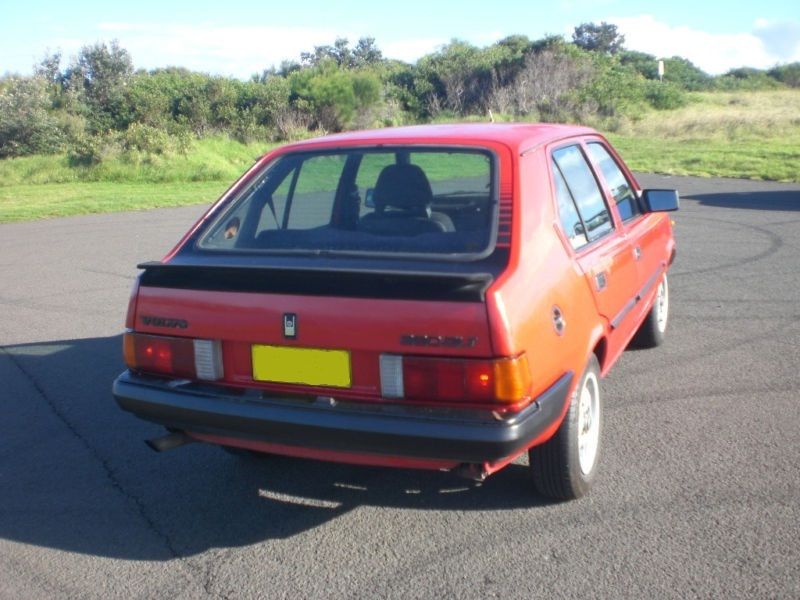 Volvo 360 Rear Hatch Gas Struts (Pair)
